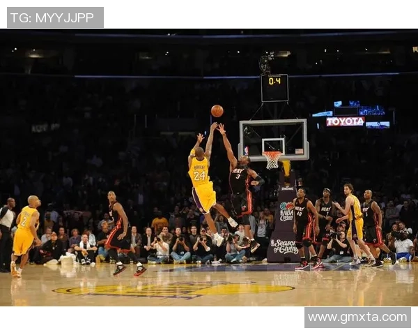 湖人对热火第五场上半场比分揭晓精彩瞬间回顾 湖人对热火第五场上半场比分揭晓精彩瞬间回顾